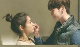 接吻的视频,接吻视频捕捉浪漫瞬间