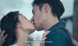 接吻的视频,接吻视频捕捉浪漫瞬间